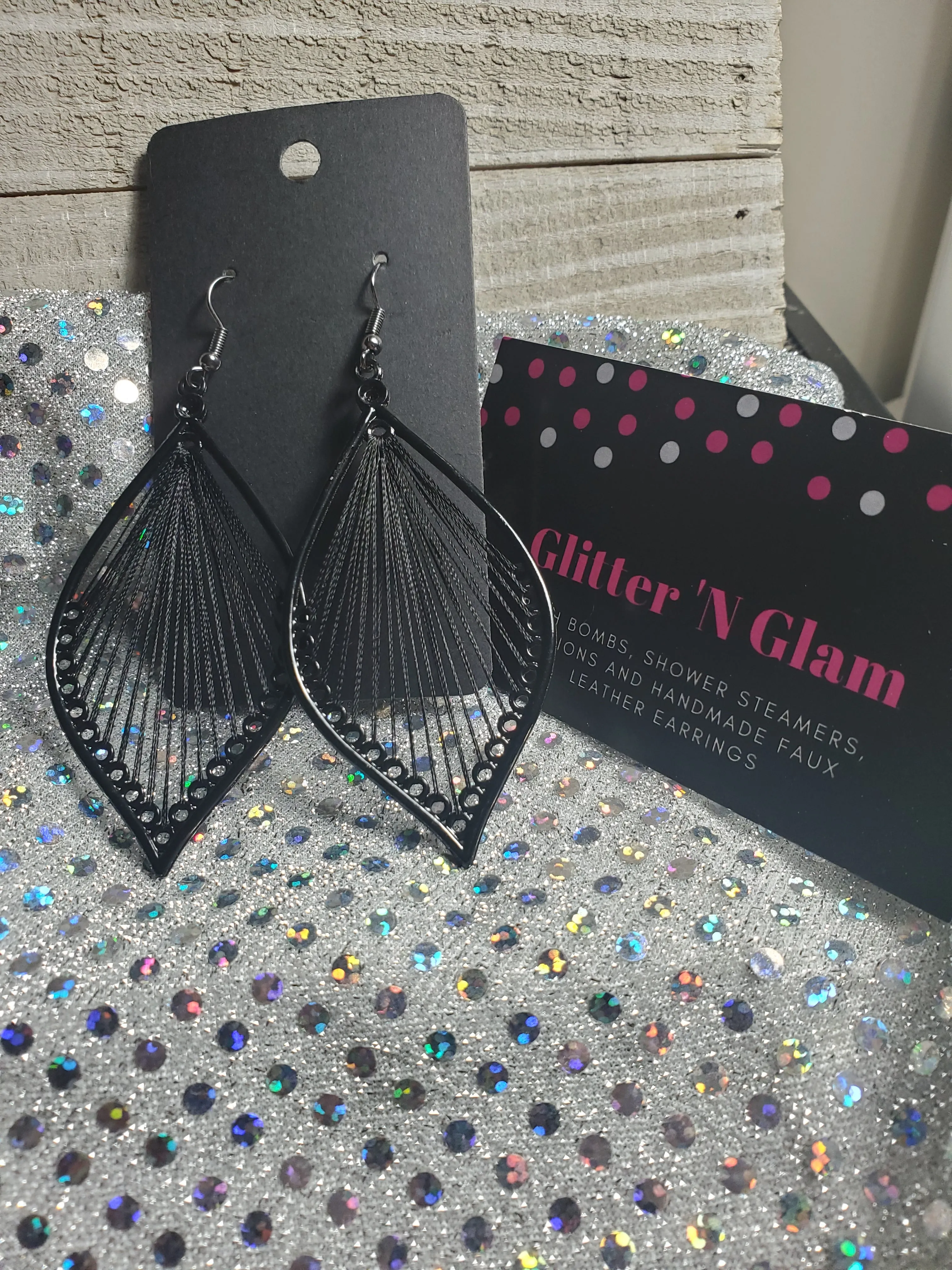 160 Black String Teardrops