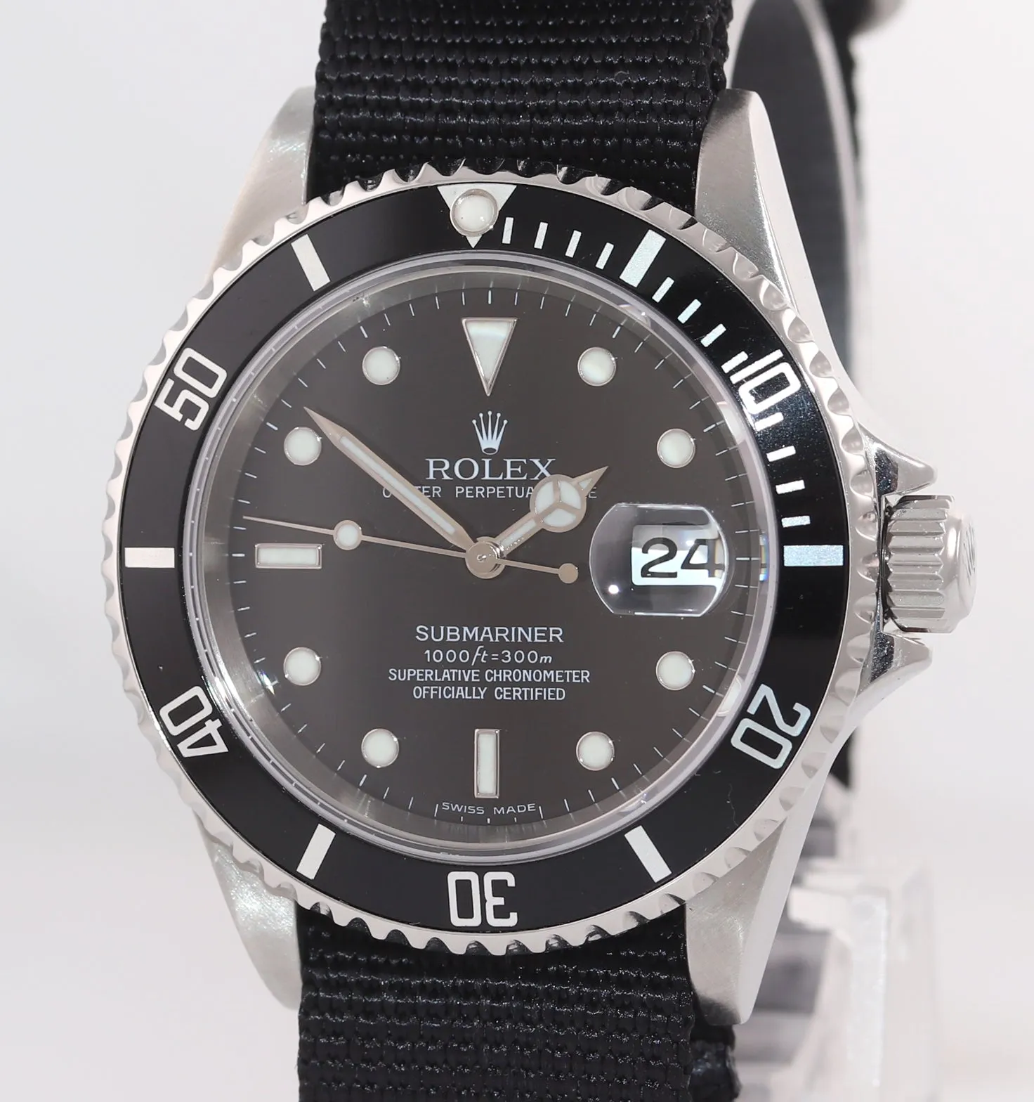 2007 MINT Rolex Submariner Date 16610 Stainless Steel Black NATO 40mm Dive Watch