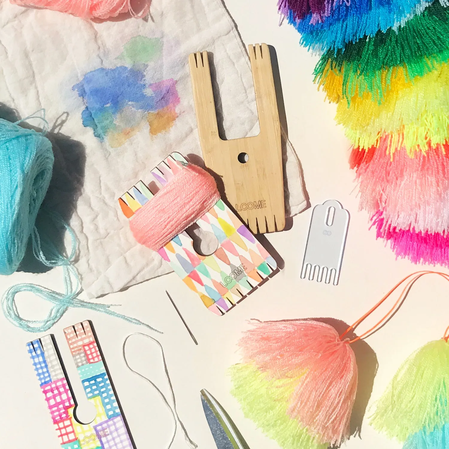 4-IN-1 TOOL: Paper Model