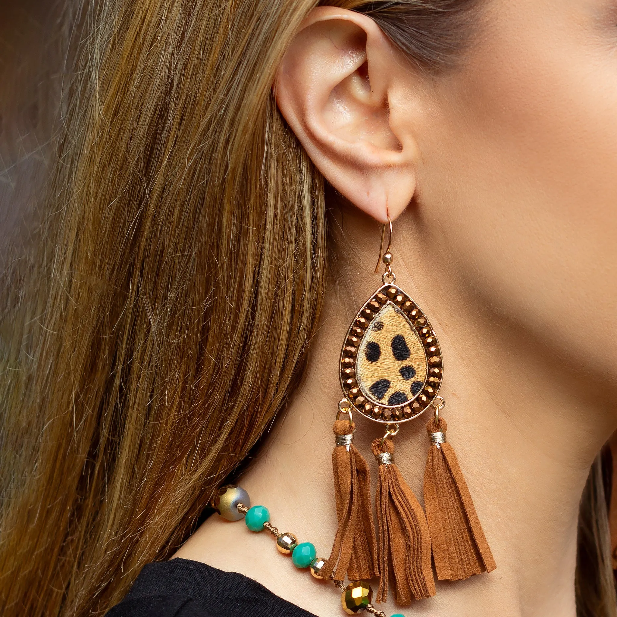 73999 - Animal Hide Tassel Earrings - Cheetah