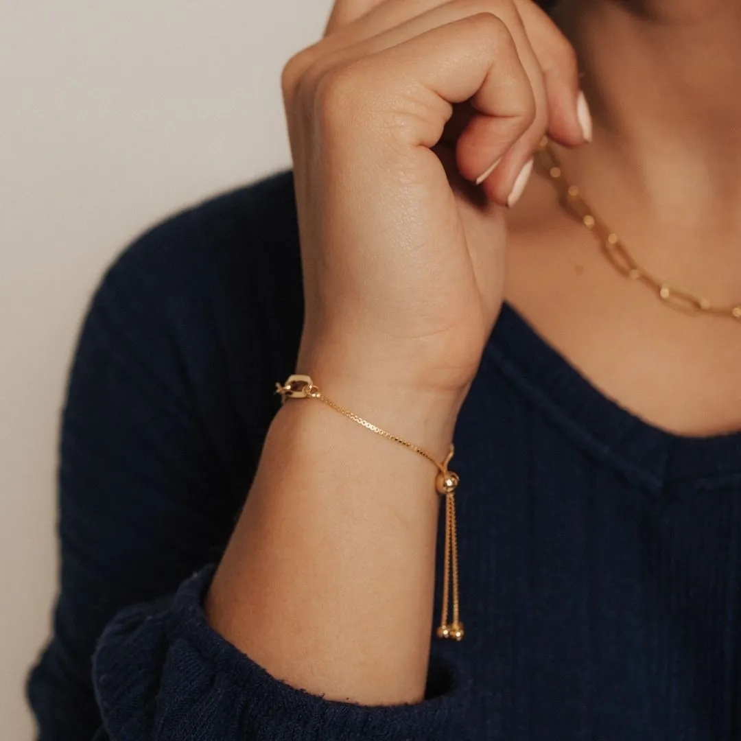 Alessia Paperclip Adjustable Friendship Bracelet (Gold)