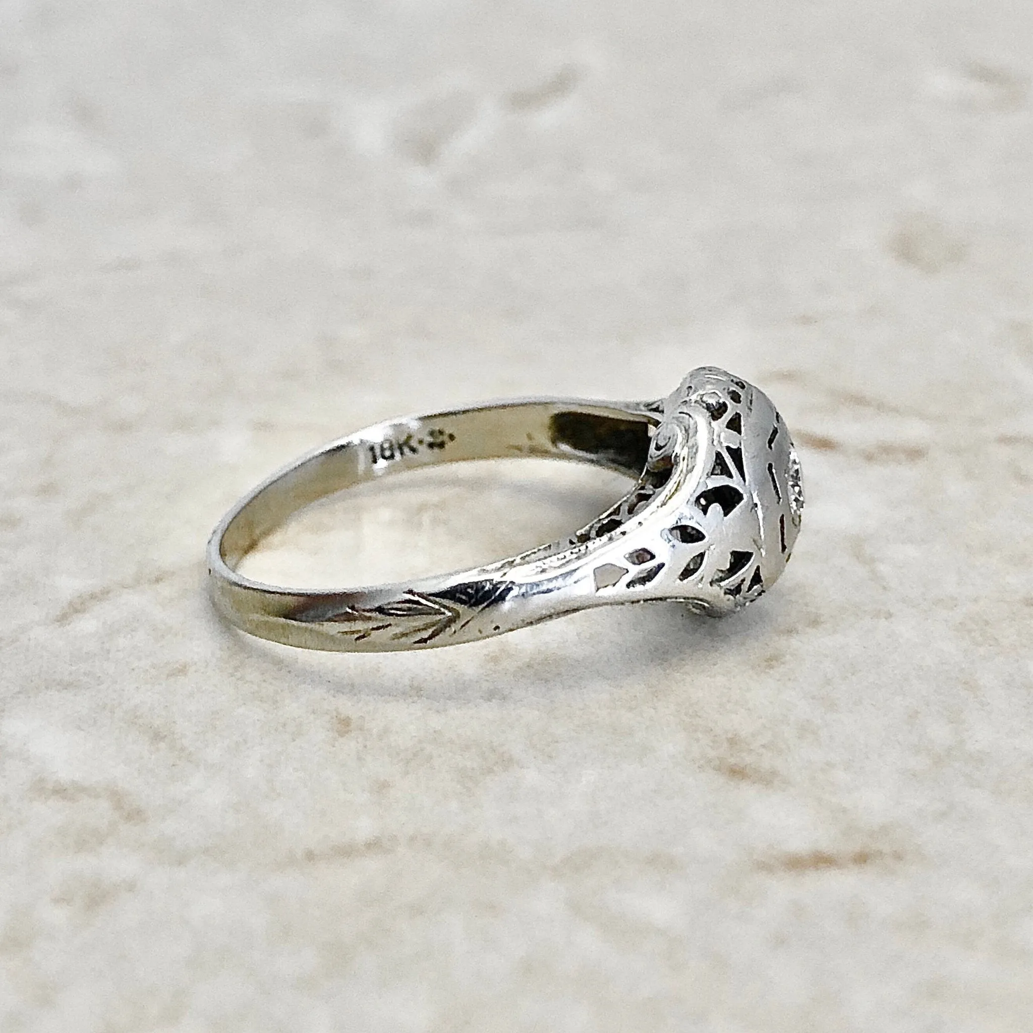 Antique Art Deco 18 Karat White Gold Diamond Solitaire Engagement Ring