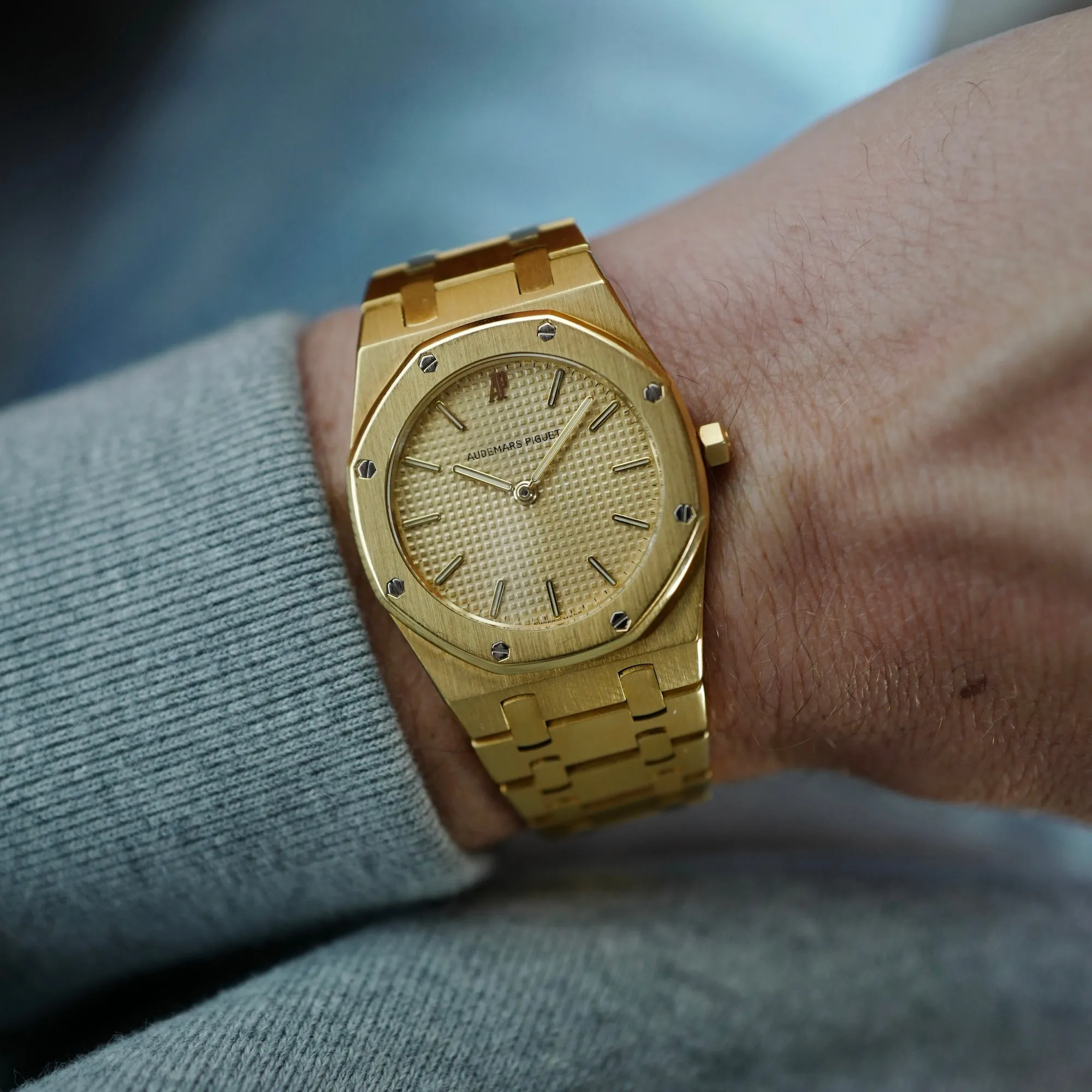 Audemars Piguet Yellow Gold Royal Oak Ref. 56303 (New Arrival)