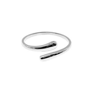 Bria overlapped curved ring