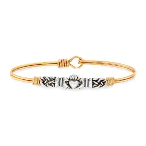 Claddagh Bangle Bracelet: Gold
