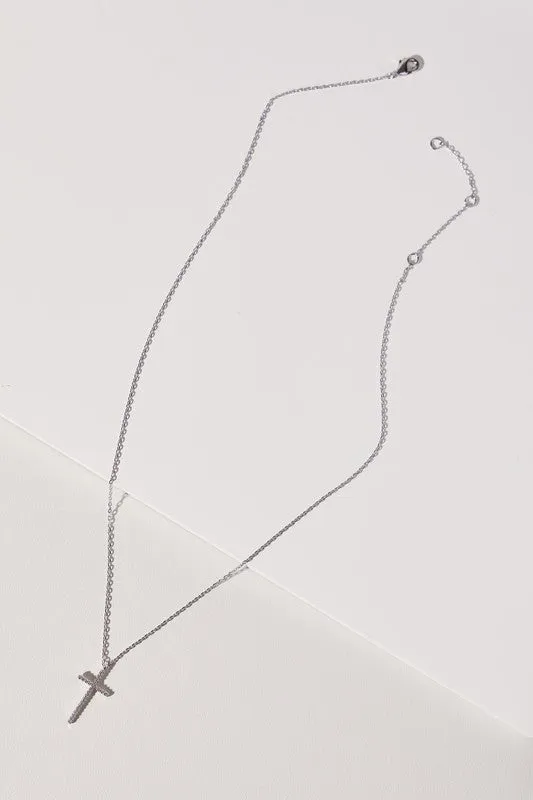 Cross Pendant Short Necklace