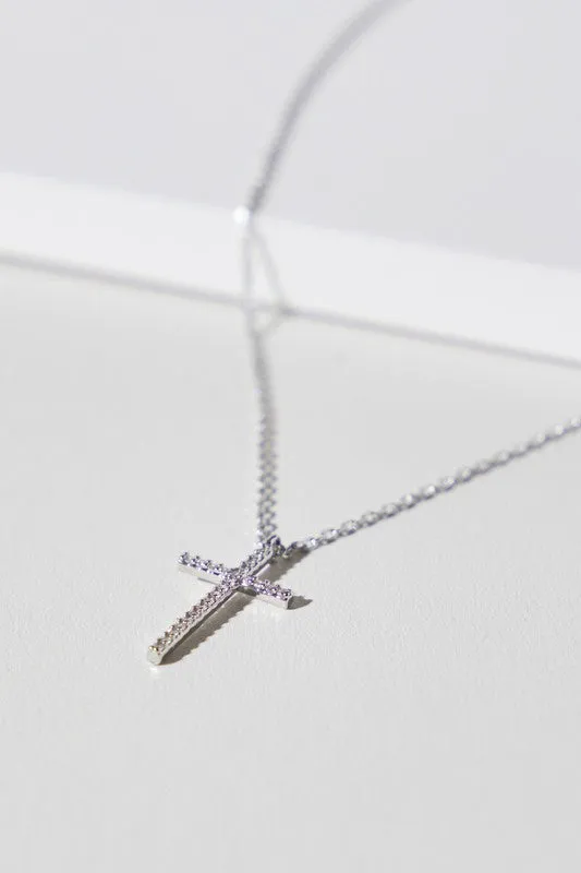 Cross Pendant Short Necklace