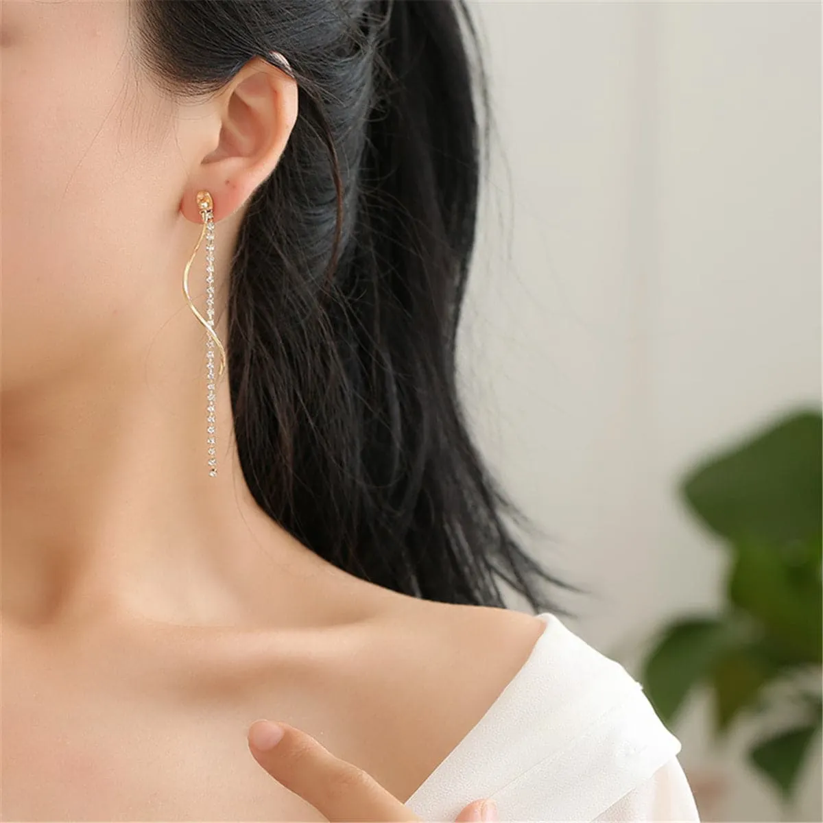 Cubic Zirconia & 18K Gold-Plated Twisted Tassel Drop Earrings