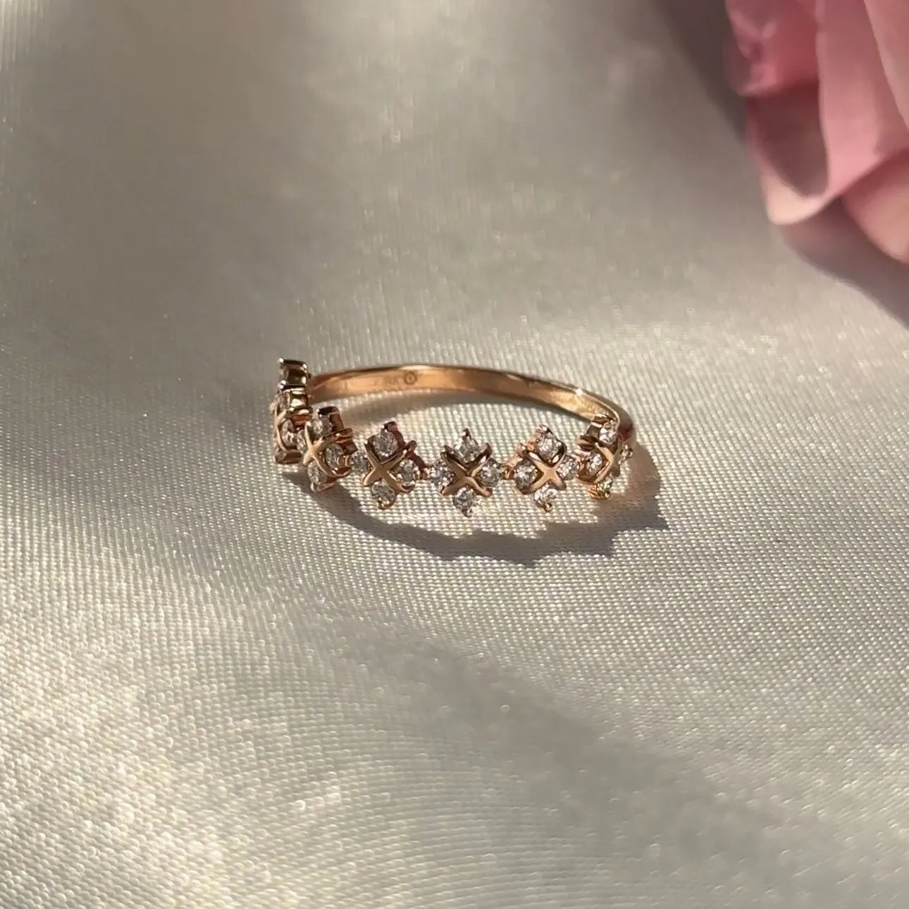 Diamond Clover Criss Cross Eternity Ring