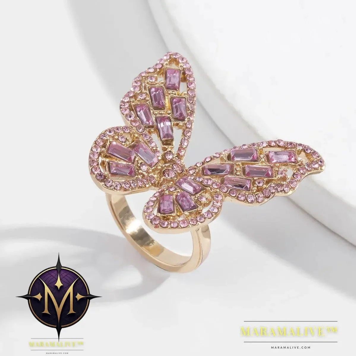 Diamond-studded Simple Temperament Jewelry
