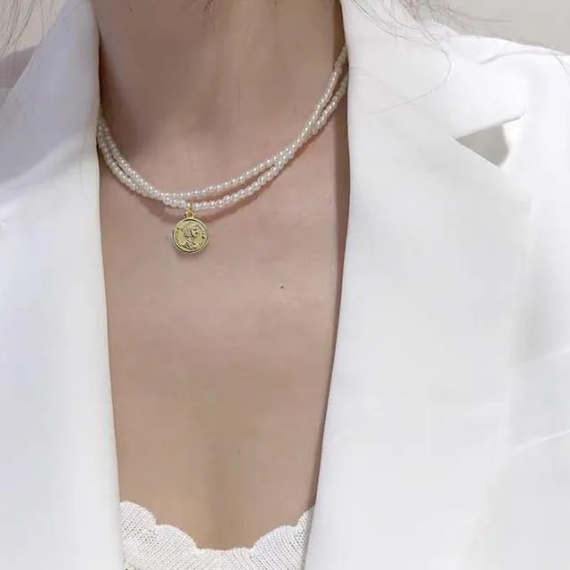 Elegant Flower Pearl Choker Necklace