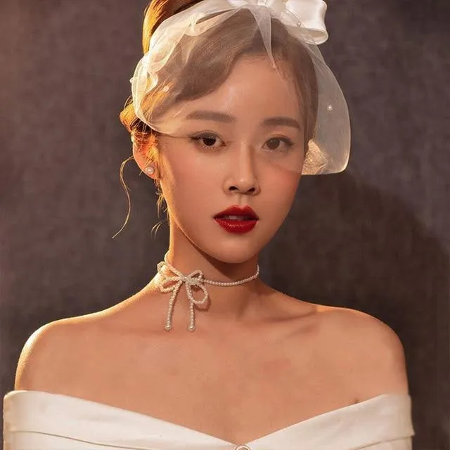 Elegant Flower Pearl Choker Necklace