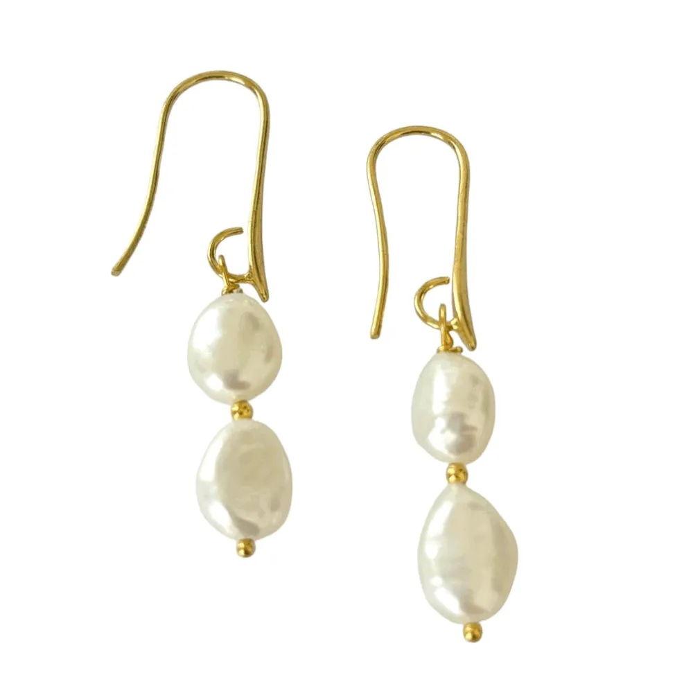 Elegant Pearl Dangle Earrings