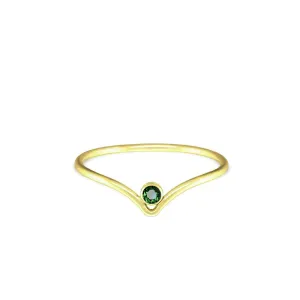 Emerald Ring in 925 Silver Chevron Band Birthstone Jewelry