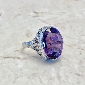 Fine Antique Art Deco 18 Karat White Gold 12.50 Carats Oval Amethyst Filigree Solitaire Ring