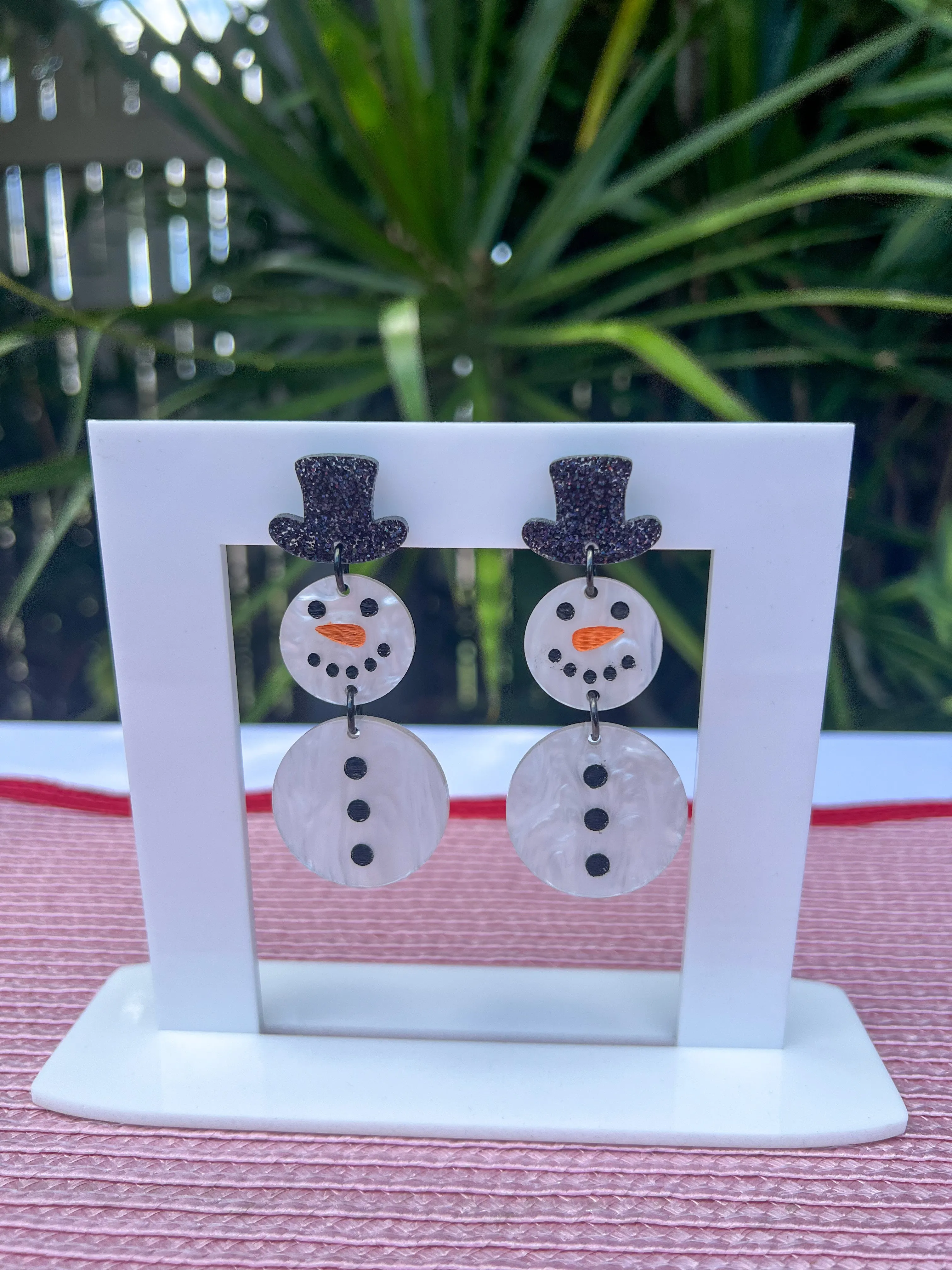 Frosty - Dangle