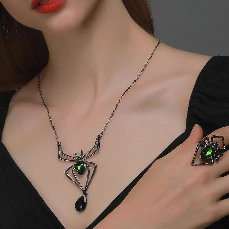 Gothic Vintage Green Crystal Spider Pendant Necklace