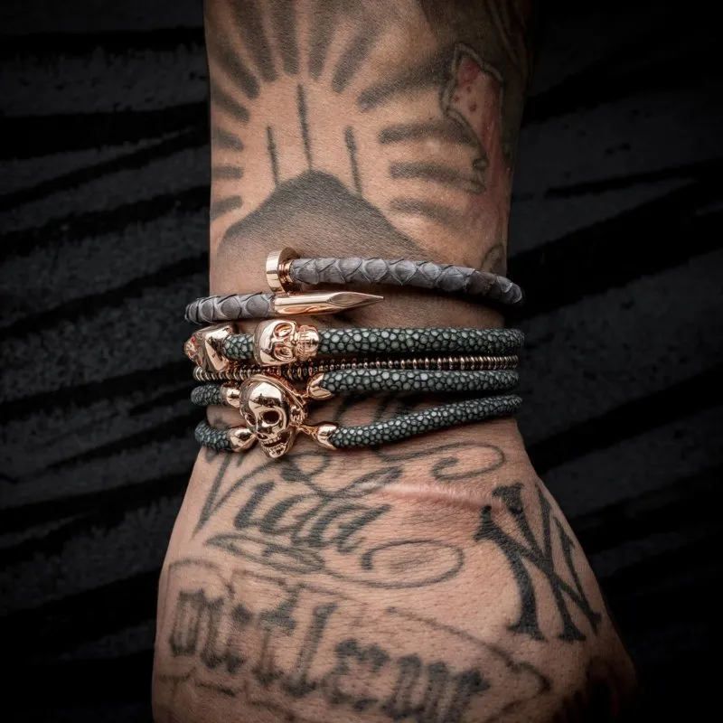 Gray stingray bracelet with rose gold skull (Unisex)