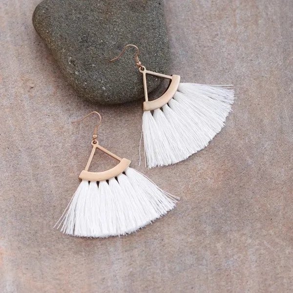 JAIDYN WHITE BOHO FAN TASSEL EARRINGS