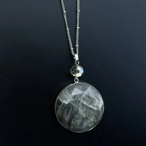 Meri Stone Pendant Necklace