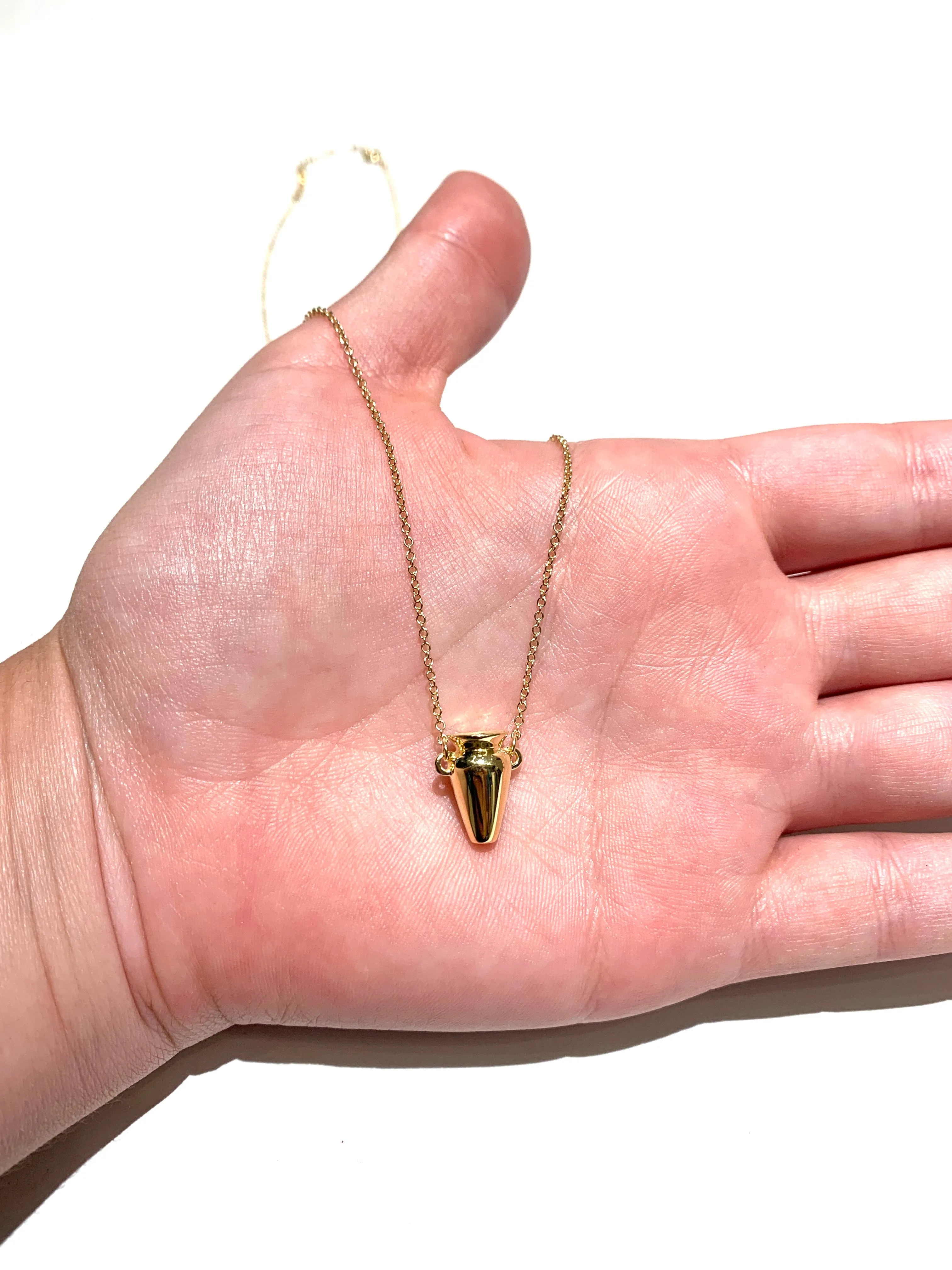 MUNS- Casa Vase Necklace
