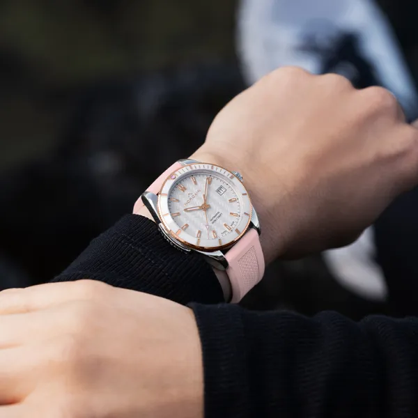 Norqain Ladies Adventure Sport 37mm Pink - N1800.08S06.W01.R01