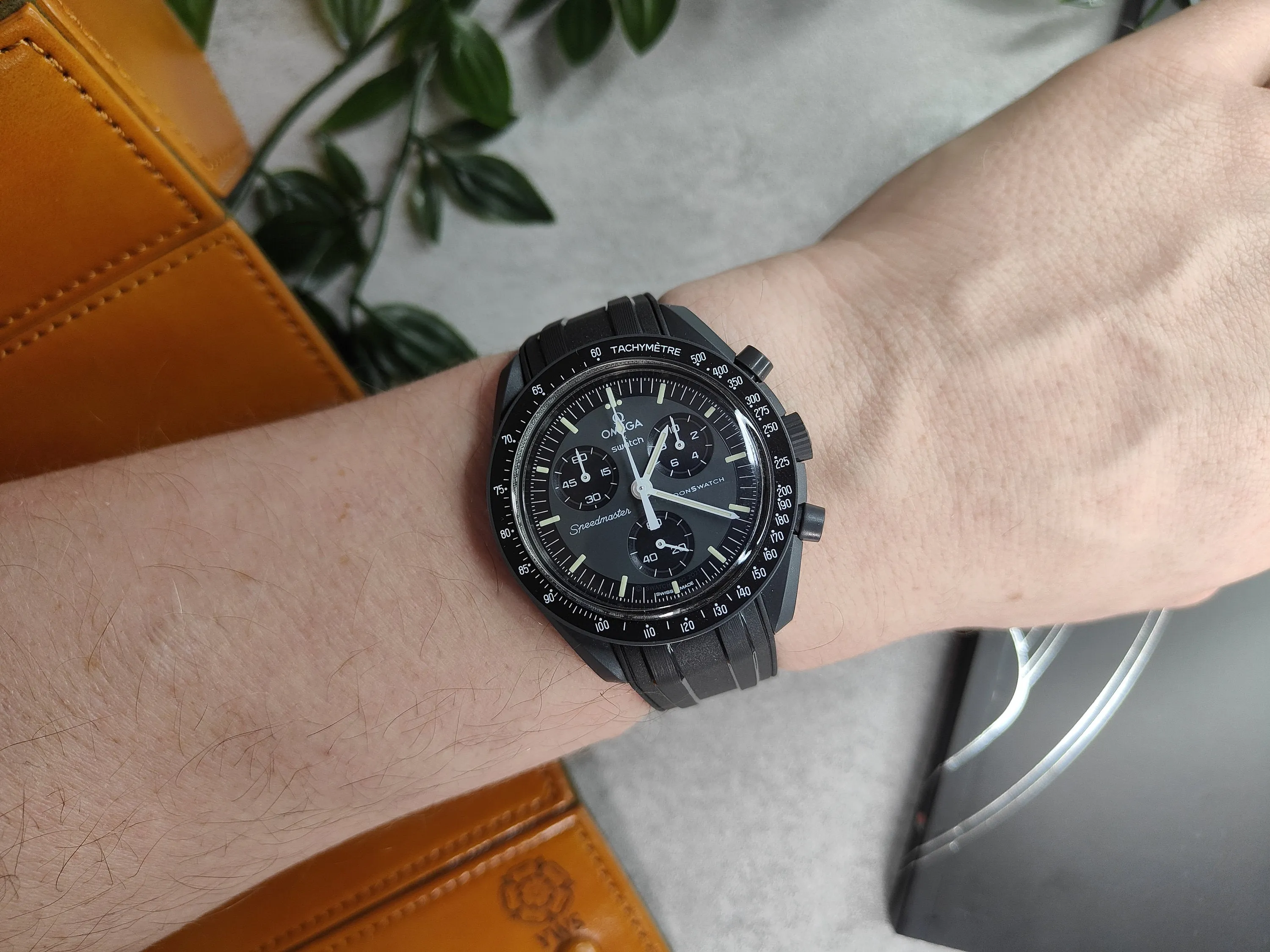 Omega Moonswatch Swatch Speedmaster Strap (20mm) Curved End Links Black Rubber Strap - Strap only
