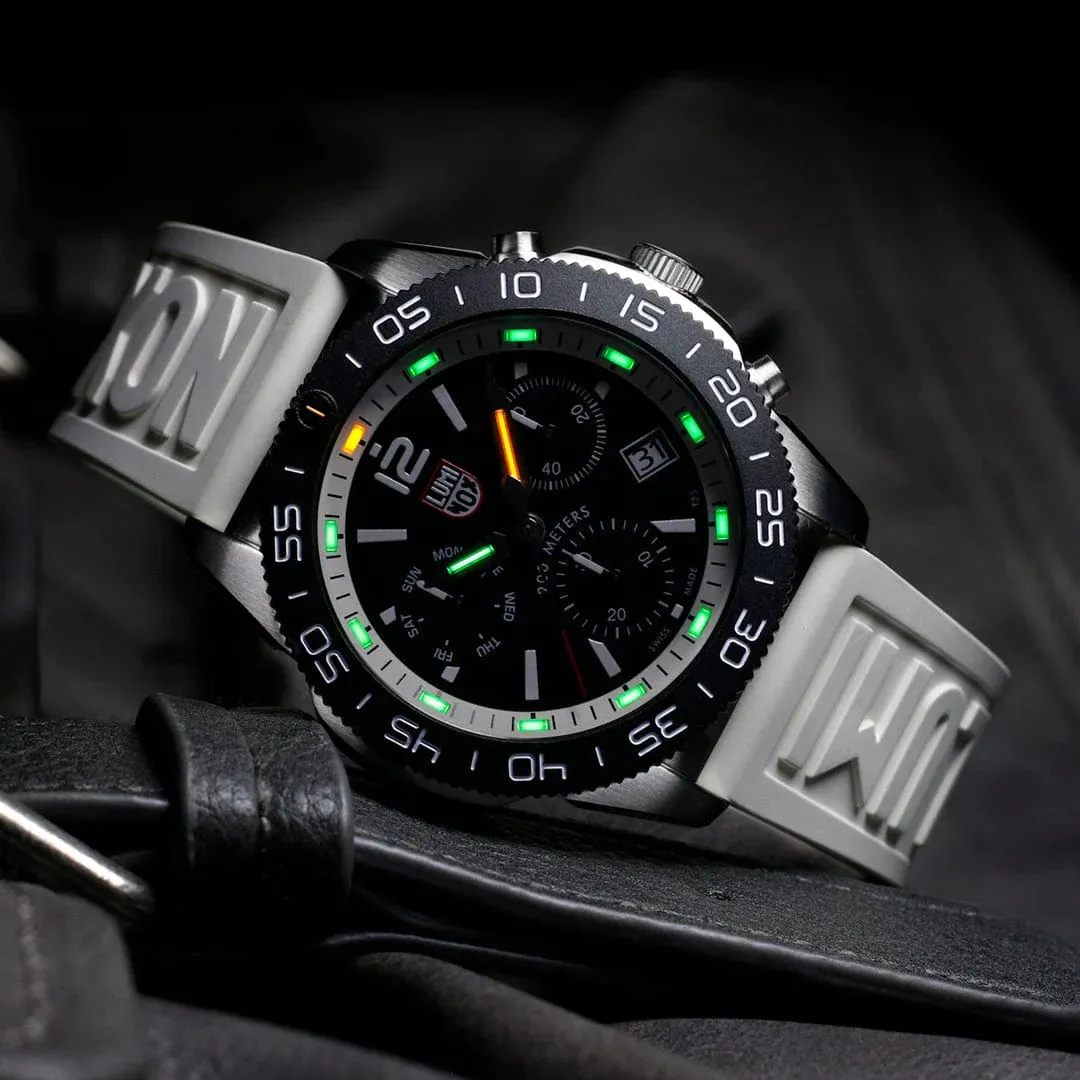 Pacific Diver Chrono - White