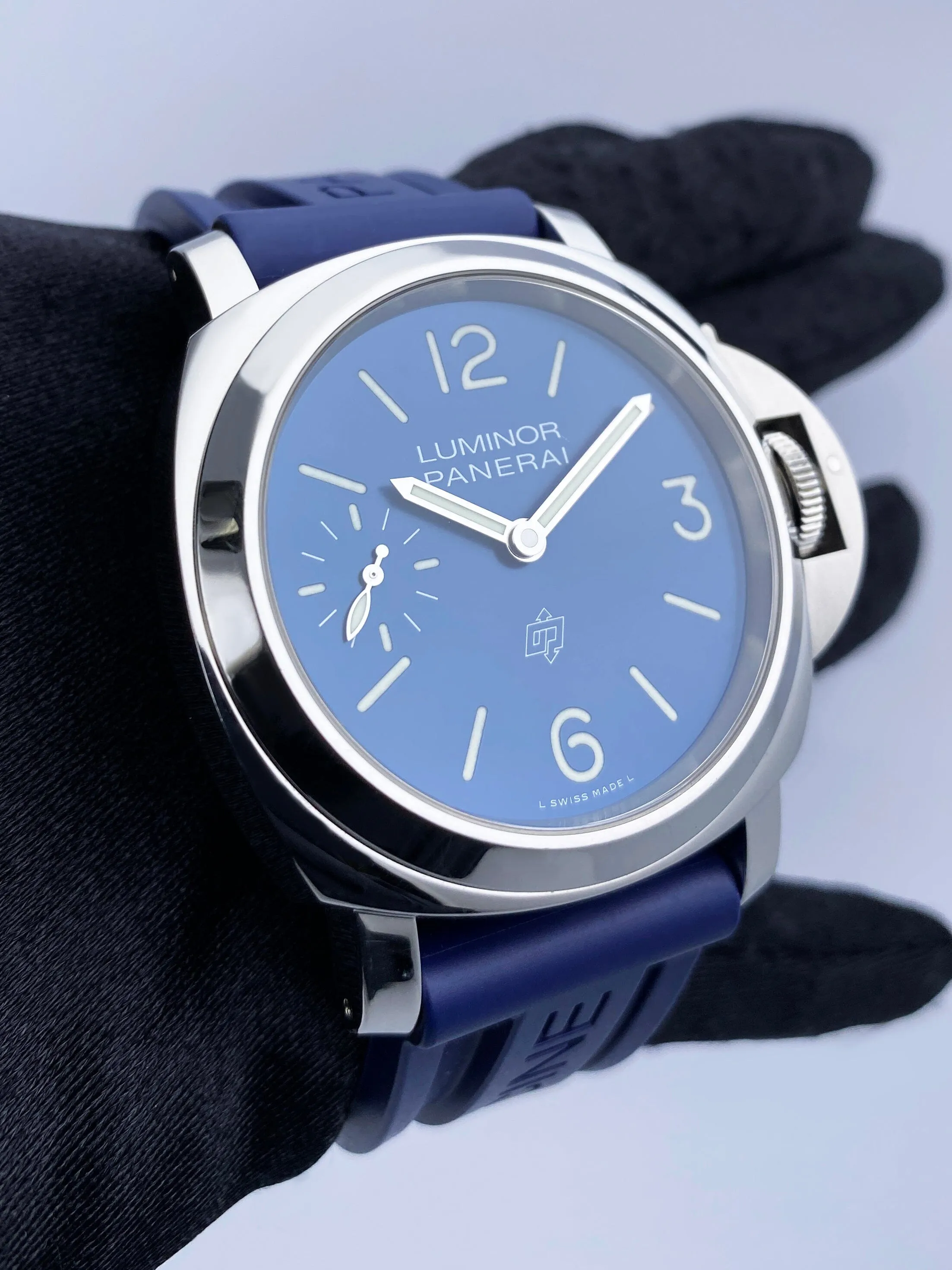 Panerai Luminor Blu Mare PAM01085 Blue Dial Mens Watch Box Papers