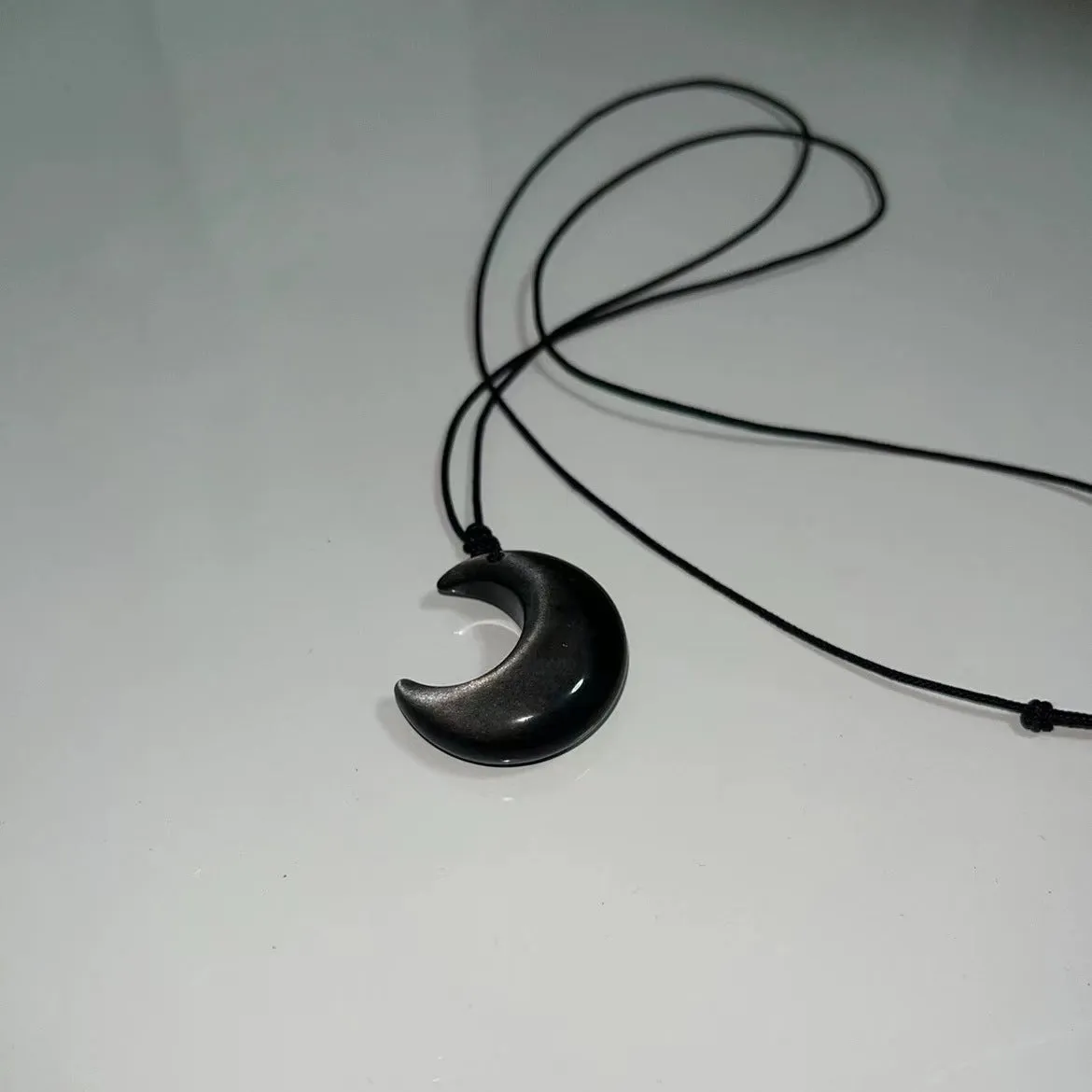 Pearlescent Moon Black & White Chain Necklace