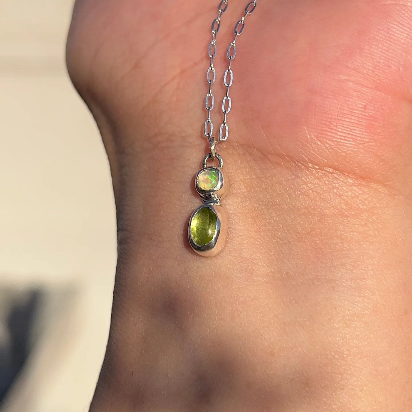 Peridot & Opal Pendant 𓆙