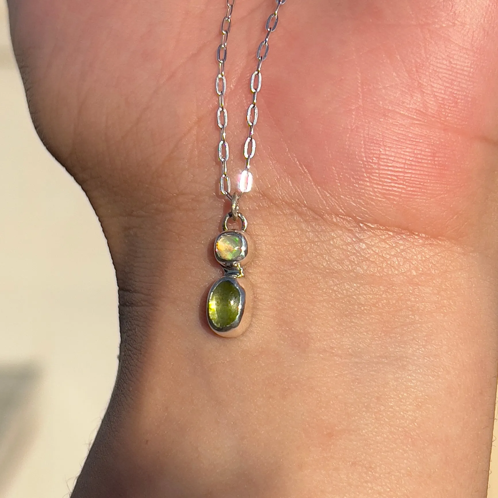 Peridot & Opal Pendant 𓆙