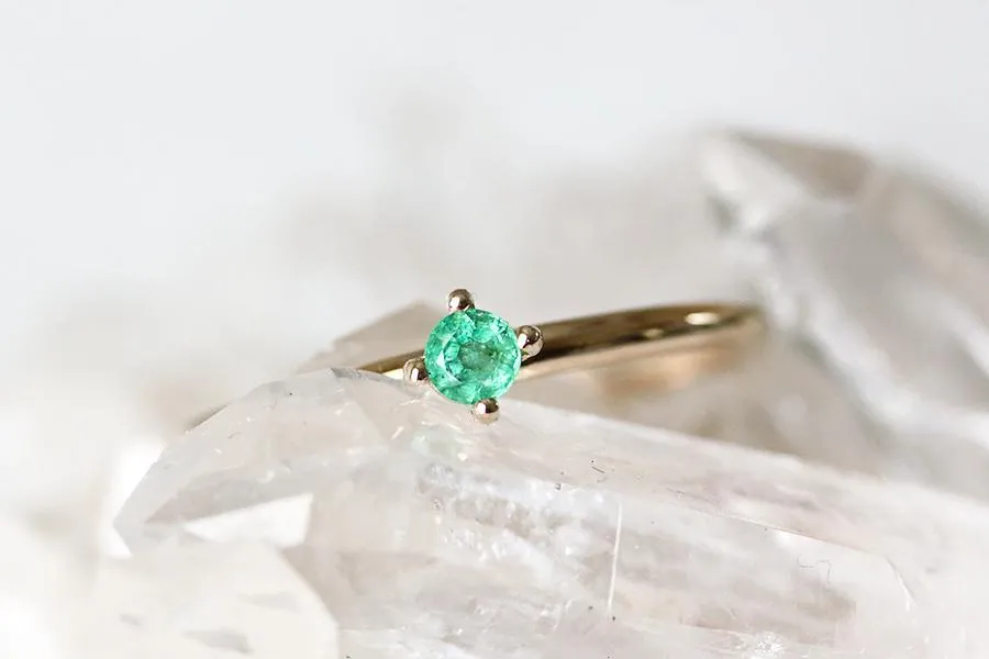 Petit Lola Emerald Ring