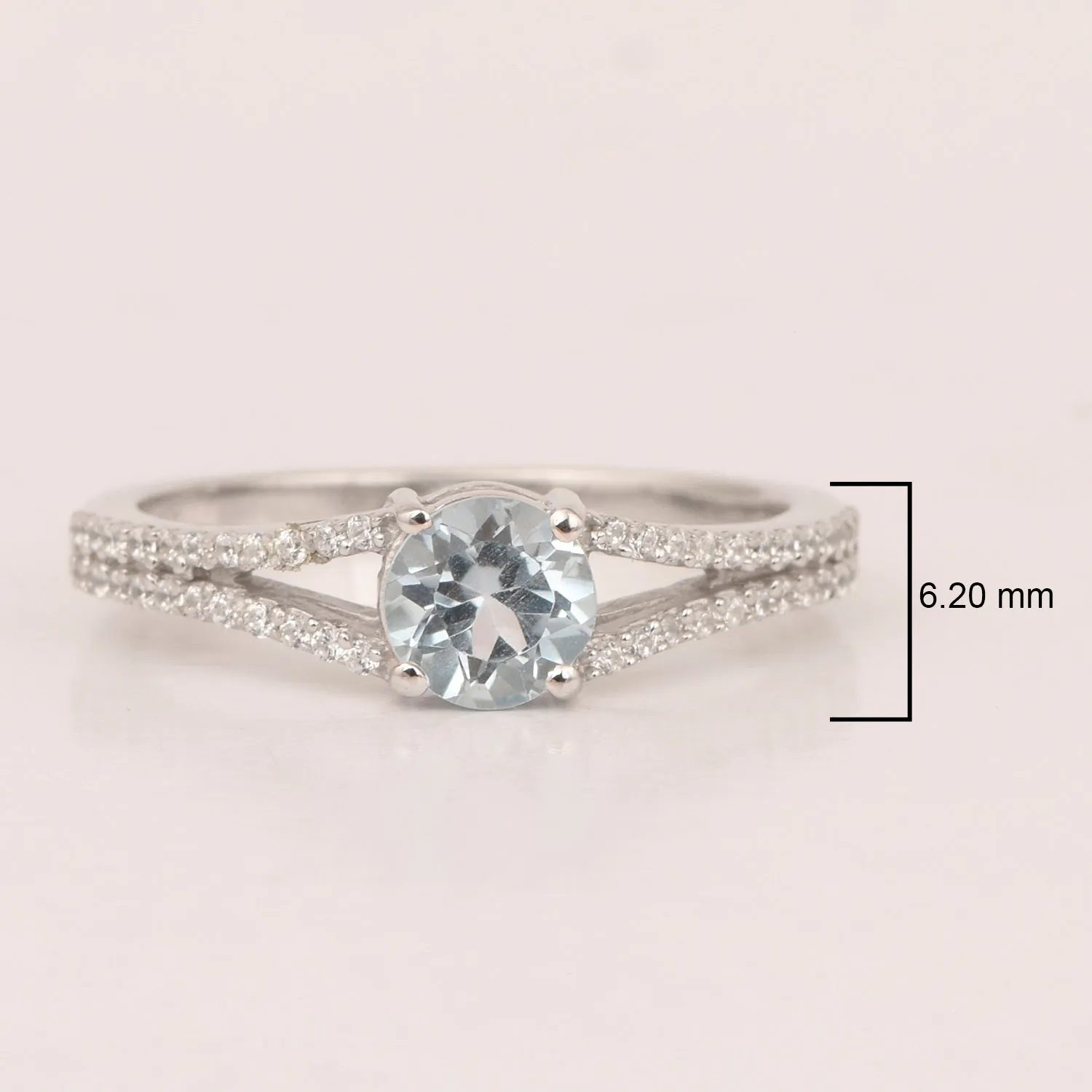 Round 0.85 Ctw Blue Topaz Birthstone 925 Sterling Silver Cluster Women Ring