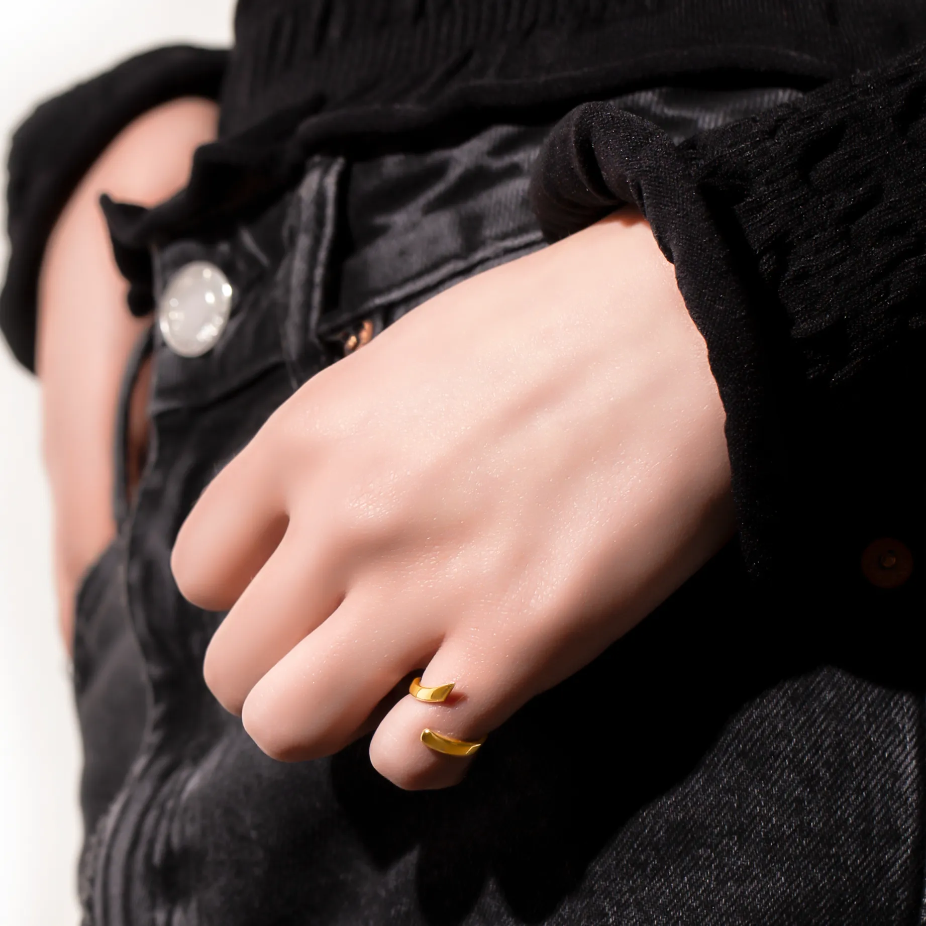 Sasha Ring