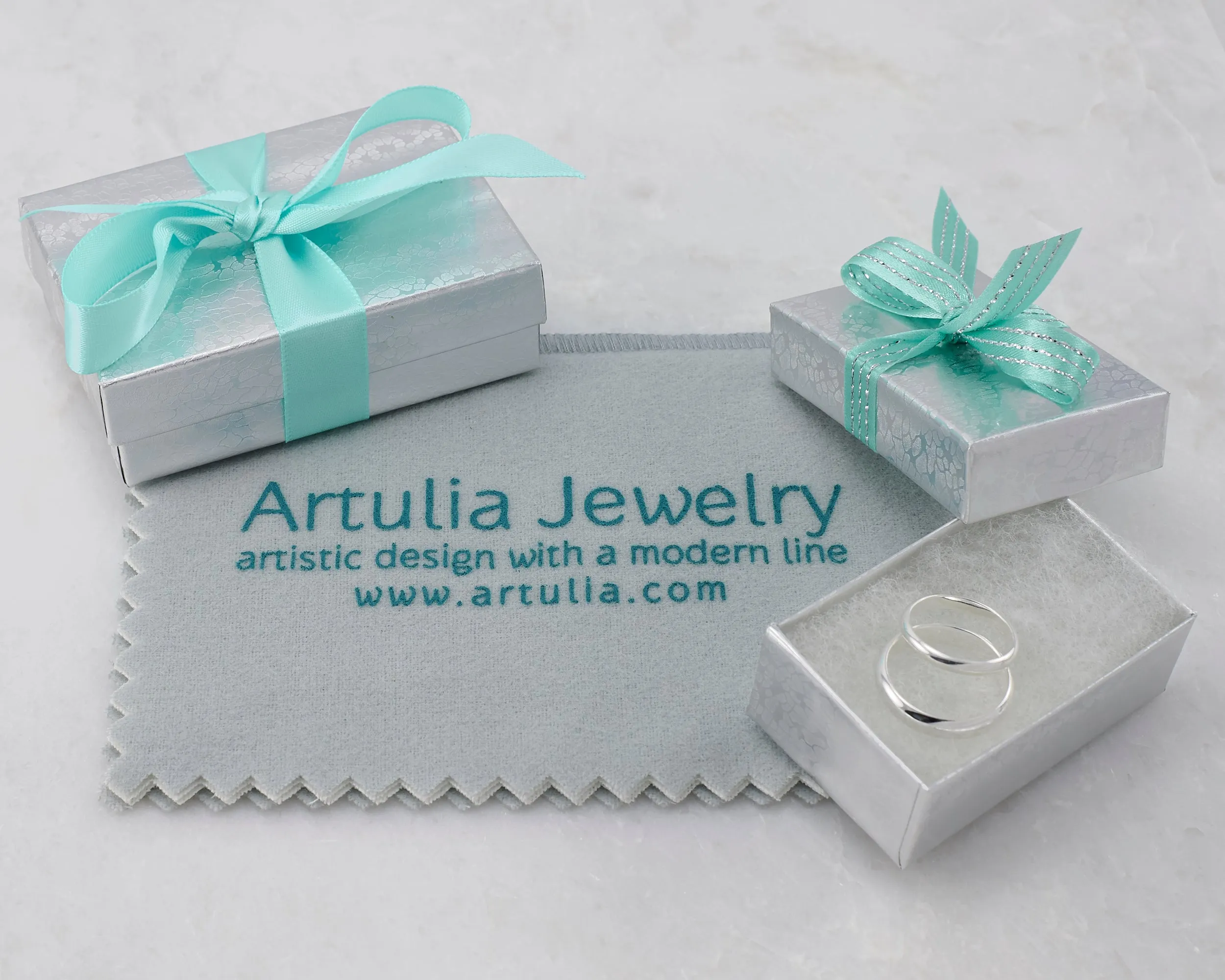 Silver Teardrops Earrings