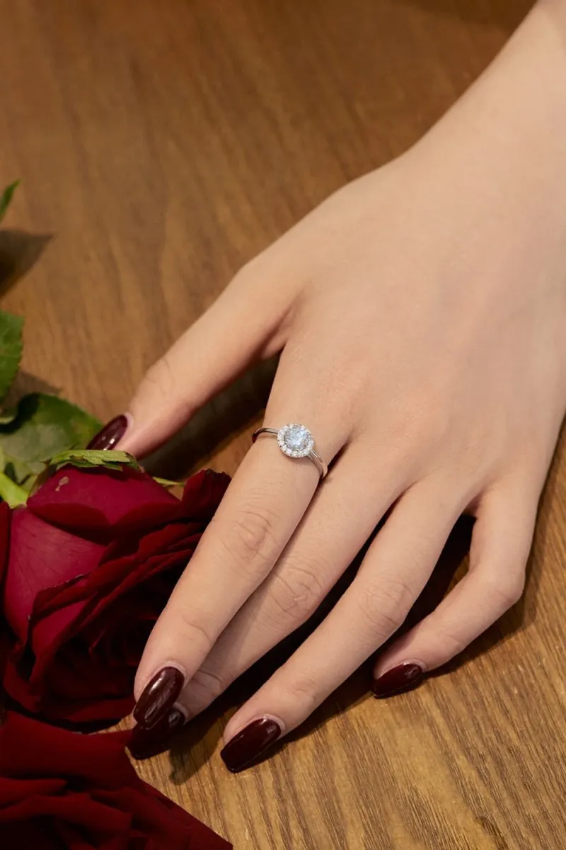 Simple Round sparkling Engagement Ring Sterling Silver