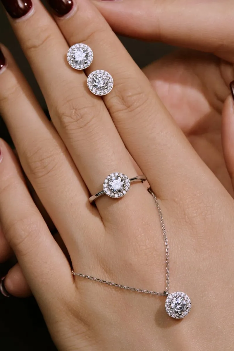 Simple Round sparkling Engagement Ring Sterling Silver