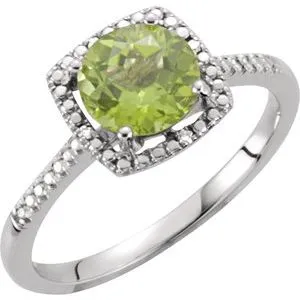 Sterling Silver Peridot & .01 CTW Diamond Ring Size 7