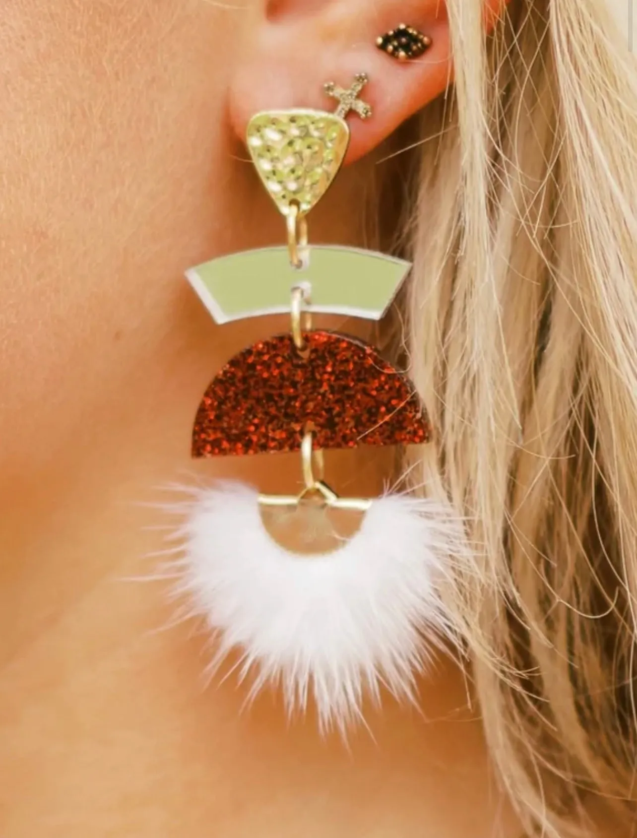 TACKLE TASSELS