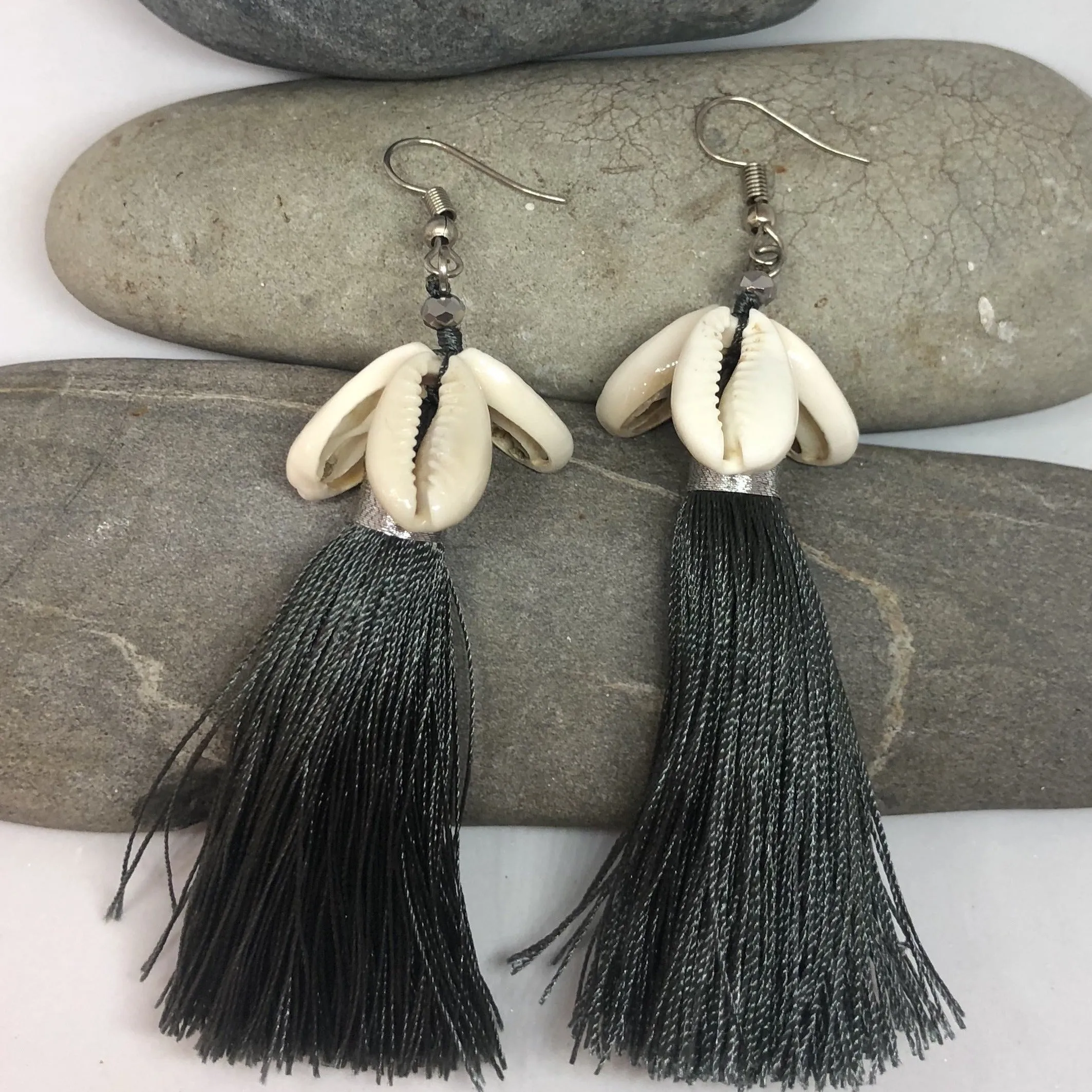 TM. Shell Tassel Earrings