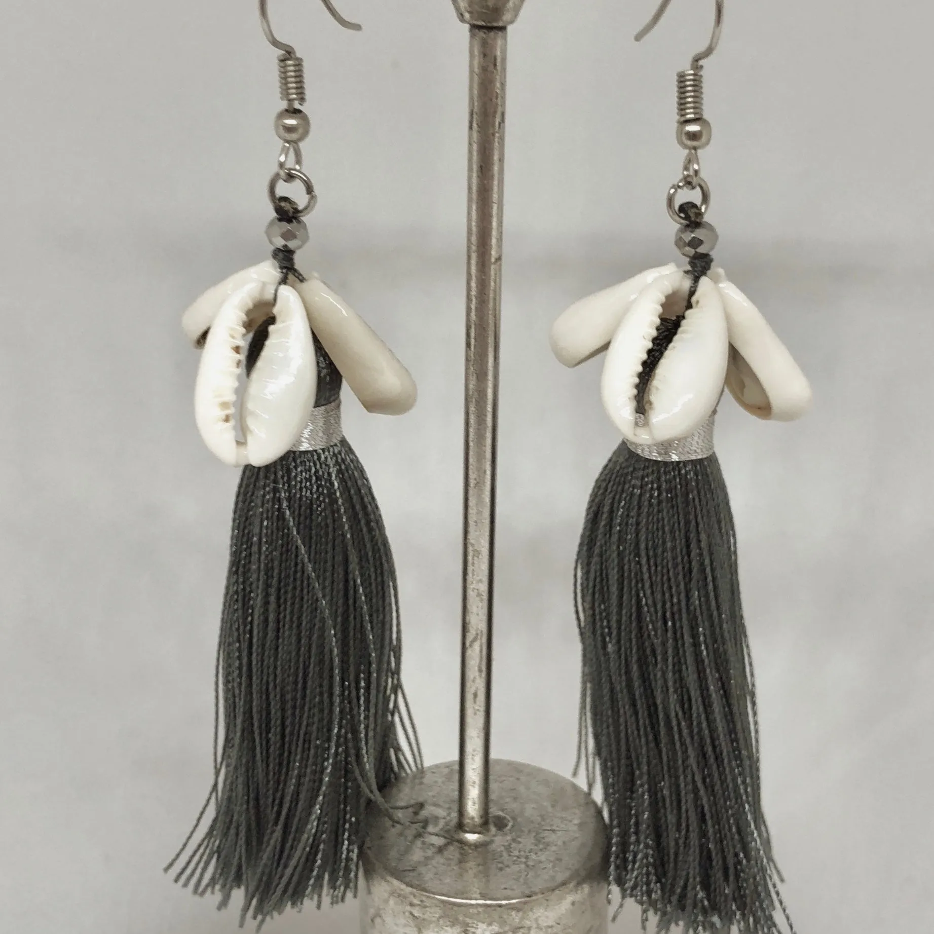 TM. Shell Tassel Earrings