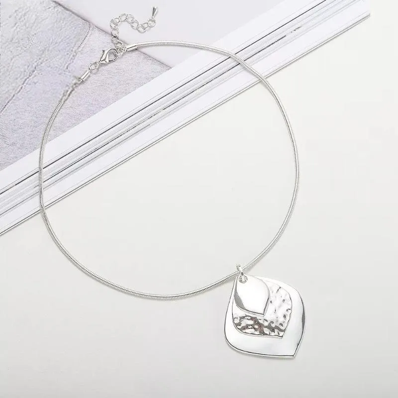 Trend Geometric Chokers Collar Necklace Pendant for Women Chains