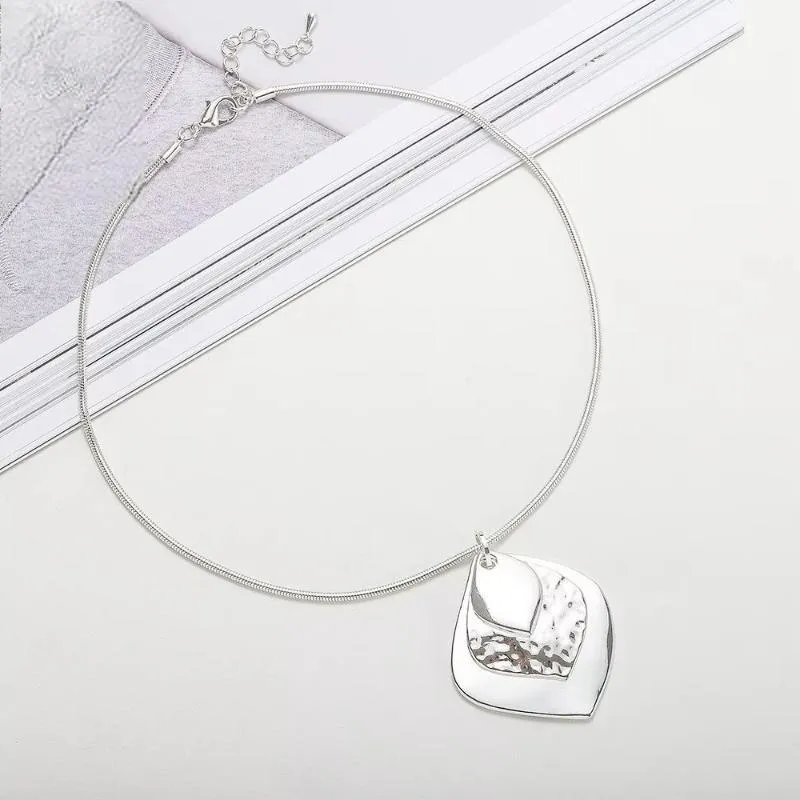 Trend Geometric Chokers Collar Necklace Pendant for Women Chains