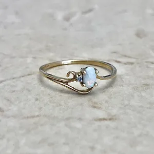 Vintage 10 Karat Yellow Gold Natural Opal & Diamond Solitaire Ring