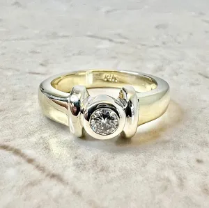 Vintage 14 Karat Yellow Gold 0.20 Carat Bezel Diamond Solitaire Ring