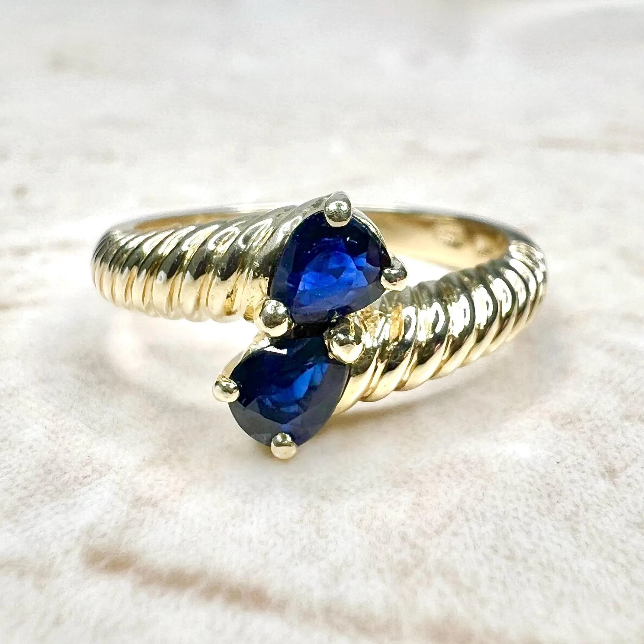 Vintage 14 Karat Yellow Gold Natural Blue Sapphire Toi Et Moi Ring