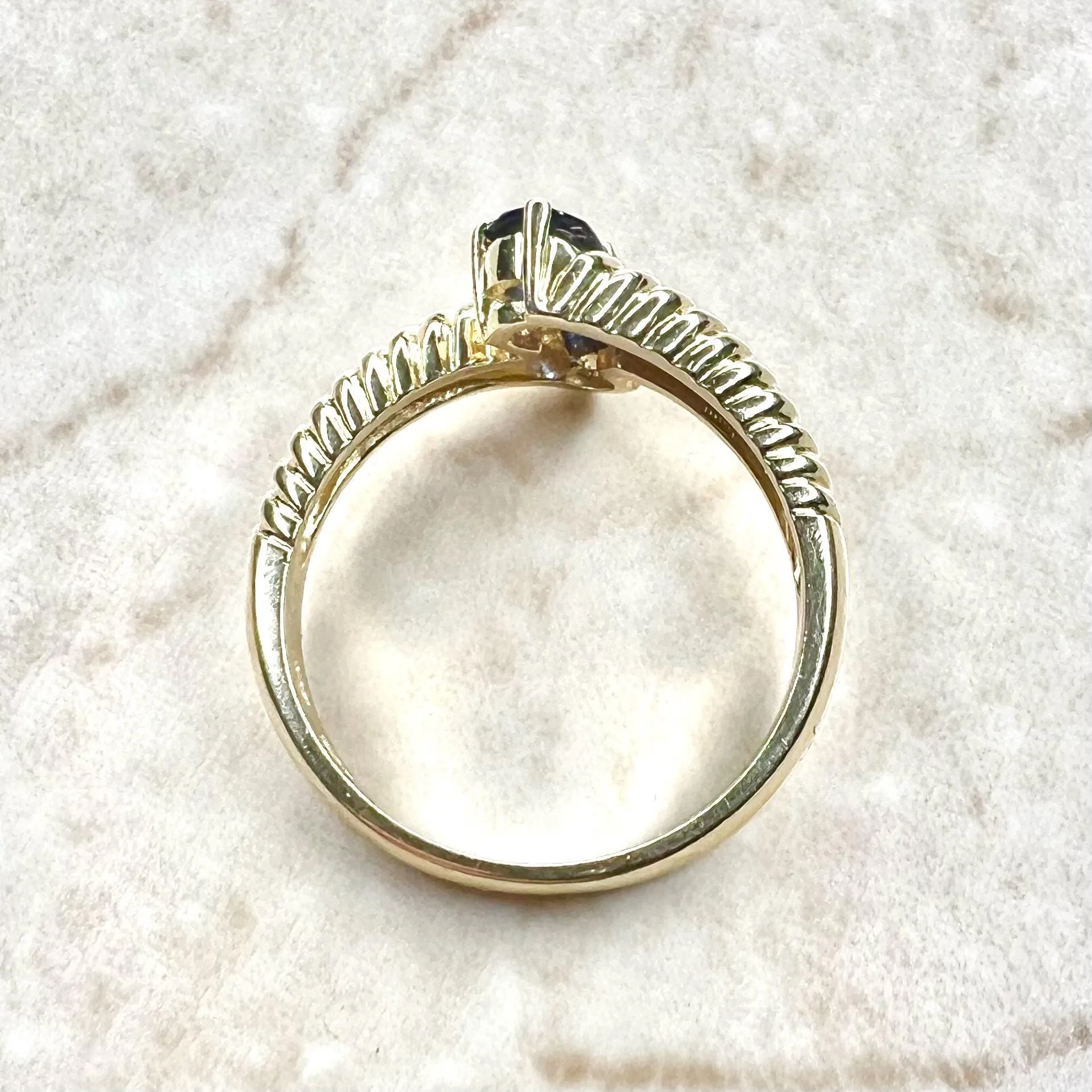 Vintage 14 Karat Yellow Gold Natural Blue Sapphire Toi Et Moi Ring