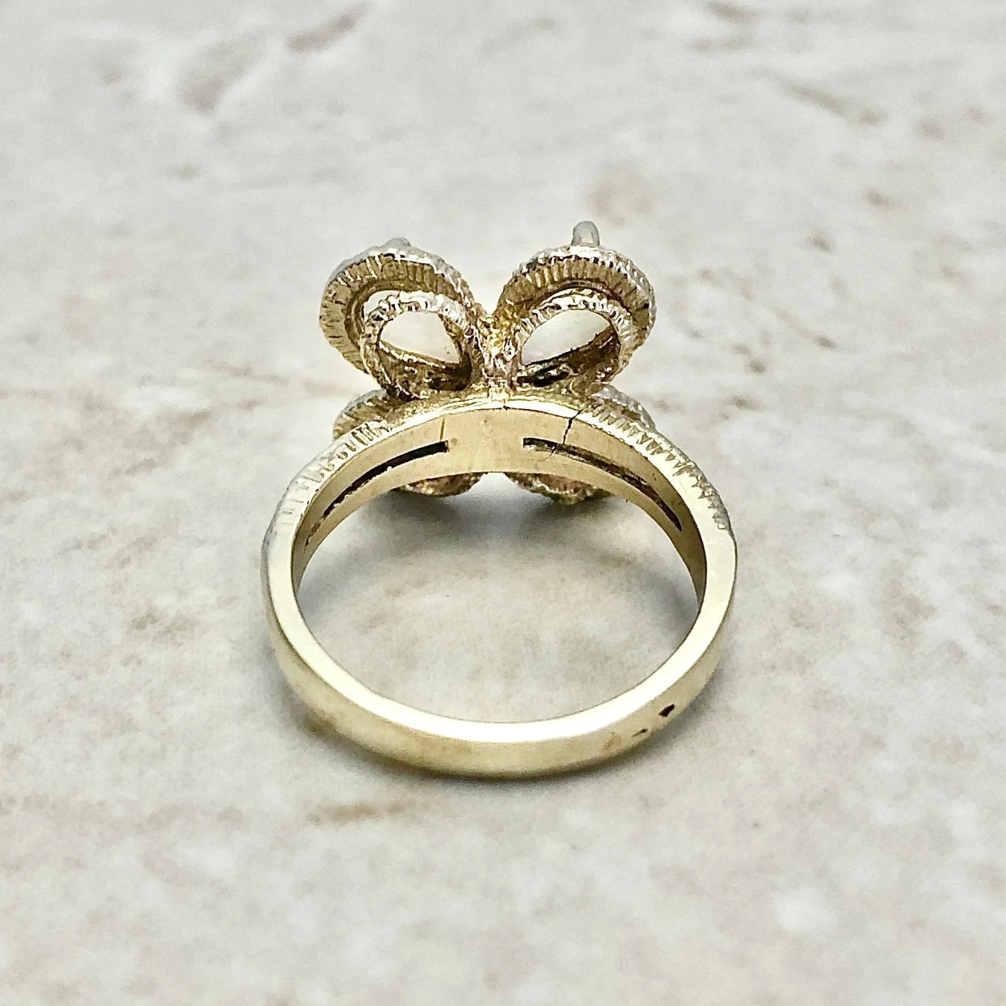 Vintage 14 Karat Yellow Gold Natural Opal & Diamond Quatrefoil Ring