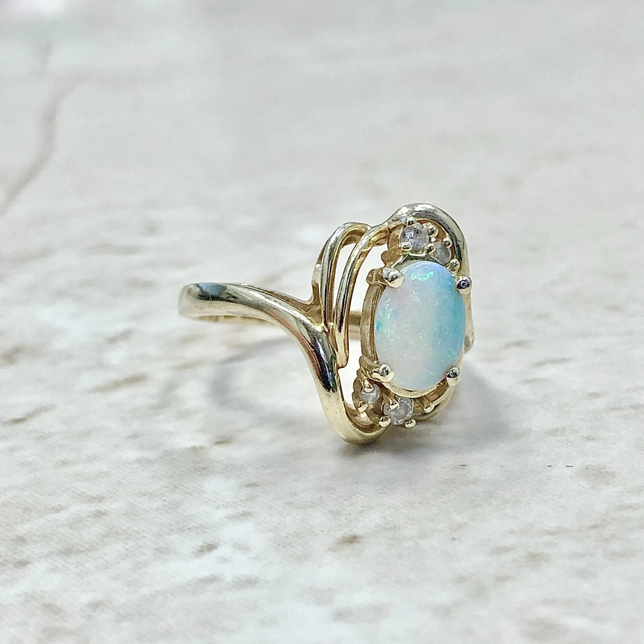 Vintage 14 Karat Yellow Gold Natural Opal & Diamond Solitaire Ring
